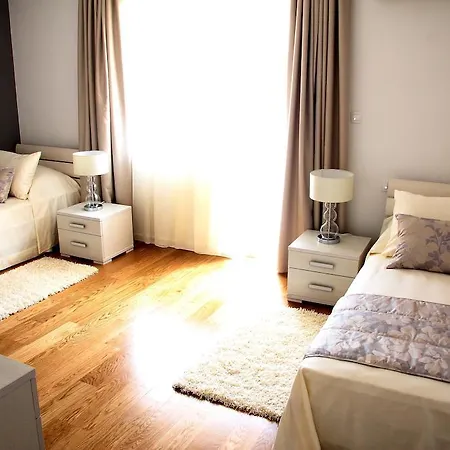 アクヴァレル スプリト