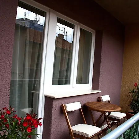 Akvarel Apartment