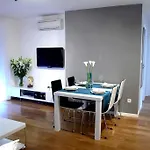 Appartamento Akvarel *